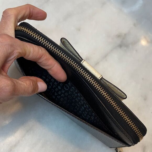 Kate Spade Wallet Leather Two-Tone Classic Bow Full Zip Continental Wallet - Picture 7 of 16